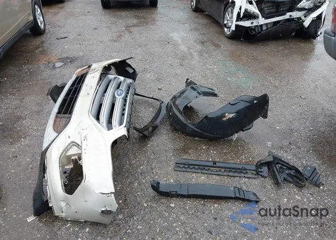 2017 Ford Escape Se z USA, uszkodzony, nr VIN 1FMCU0GD8HUC38401